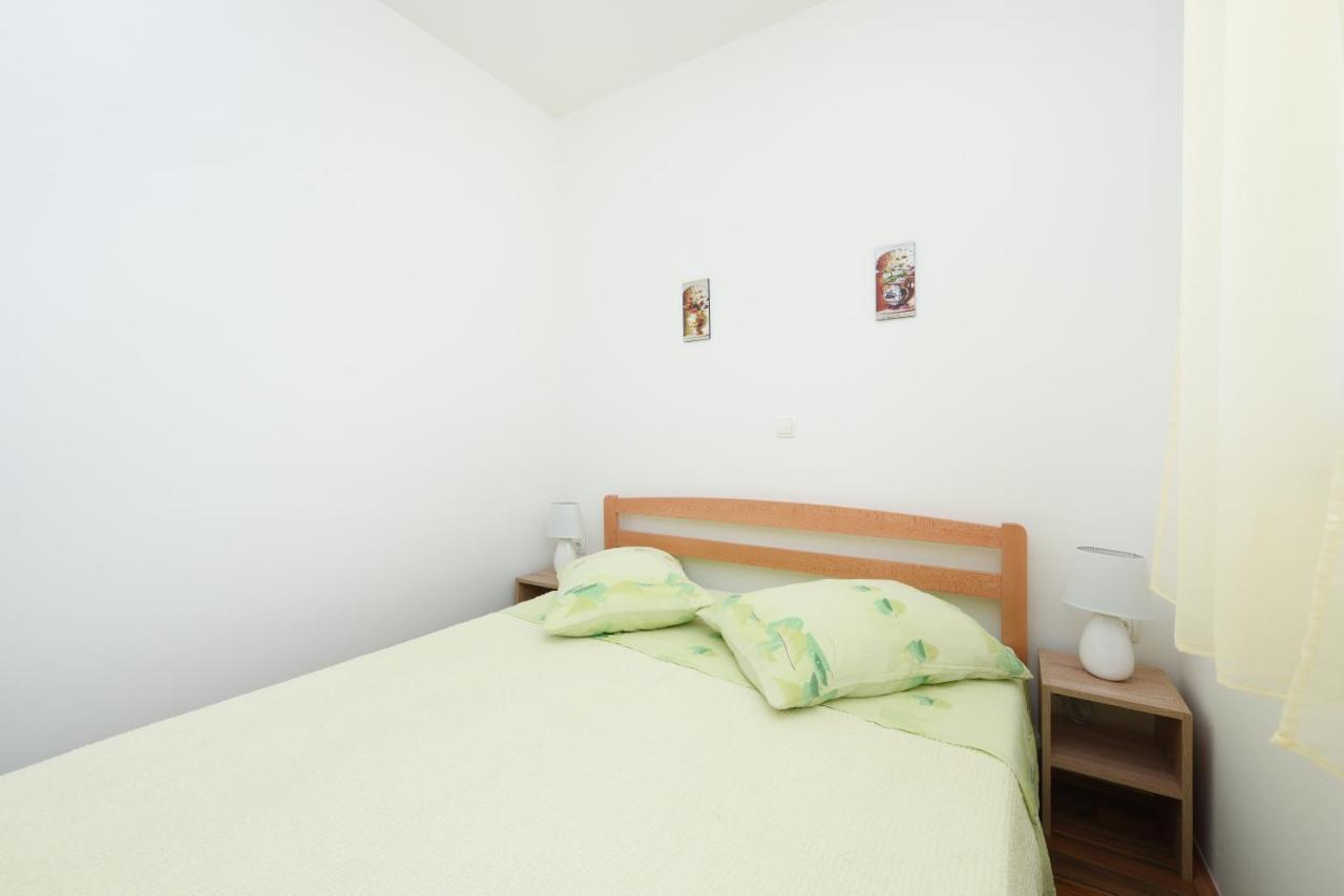 Apartments Sime Petrčane Extérieur photo